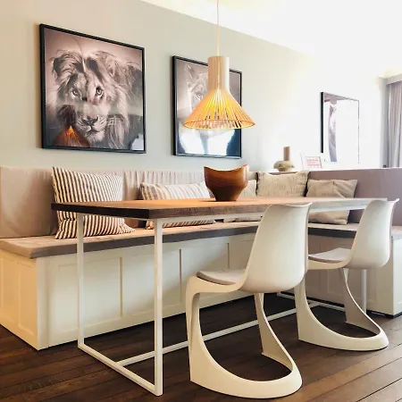 Heerlijk Appartement, Zonnig Terras Met Zeezicht דירה